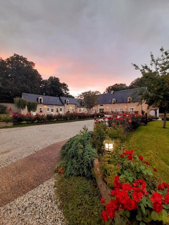 Hotel Le Manoir De Mathan Crepon A La Campagne 5 Mn D'Arromanches Et 10 Mn De Bayeux Екстер'єр фото