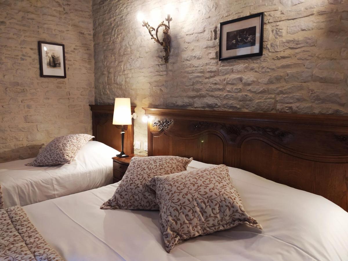 Hotel Le Manoir De Mathan Crepon A La Campagne 5 Mn D'Arromanches Et 10 Mn De Bayeux Екстер'єр фото